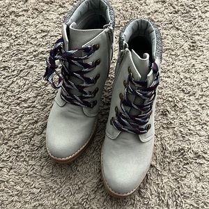 Maurices ankle bootie